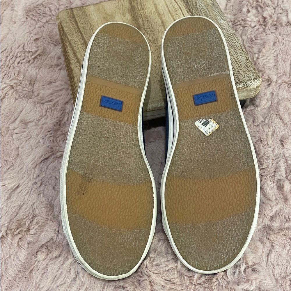 Keds Women’s fancy silk Navy Blue sneakers, velvet laces, size 6.5 - Picture 8 of 8